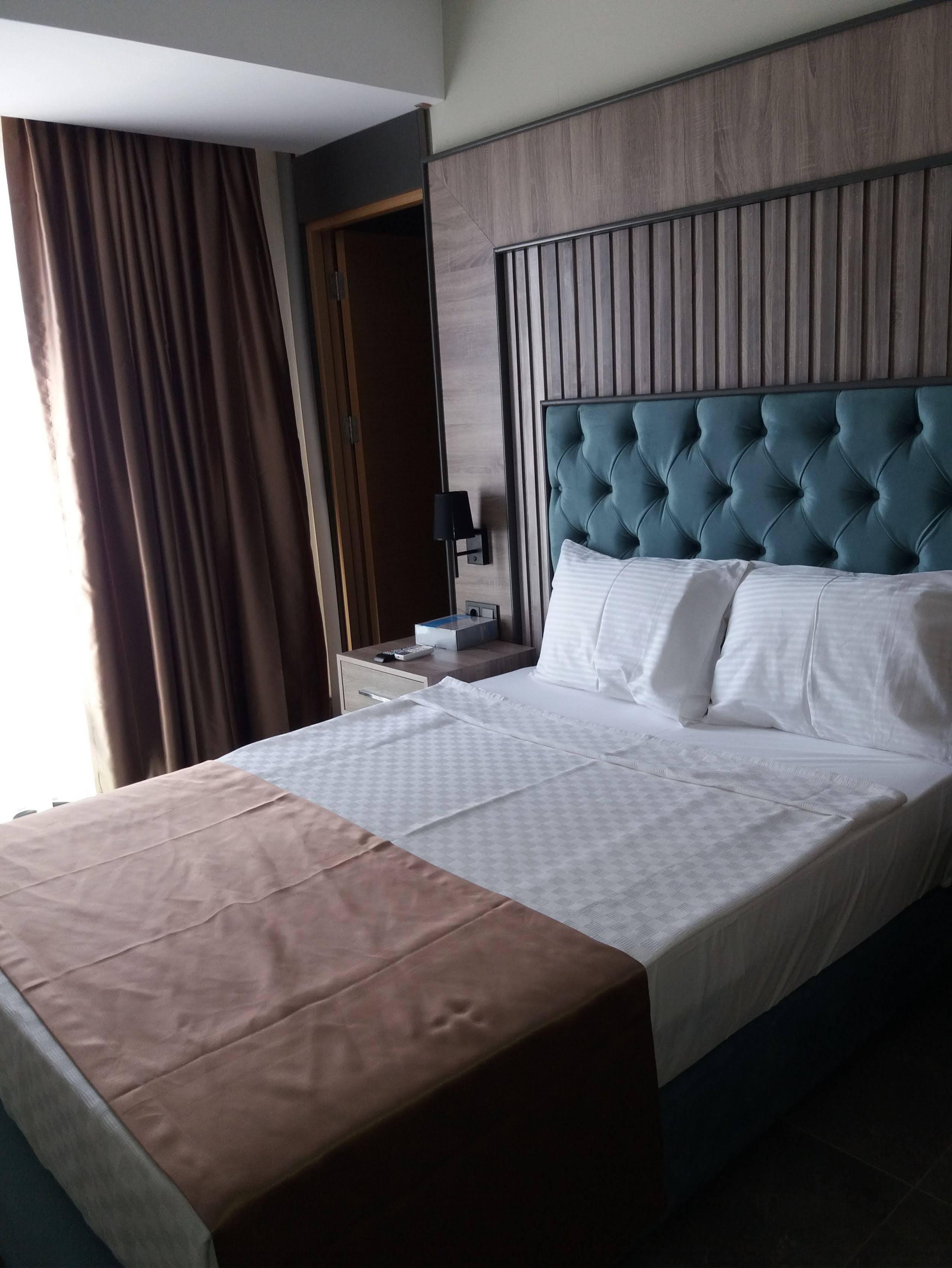 Rodinn Park Hotel Antalya Exterior photo